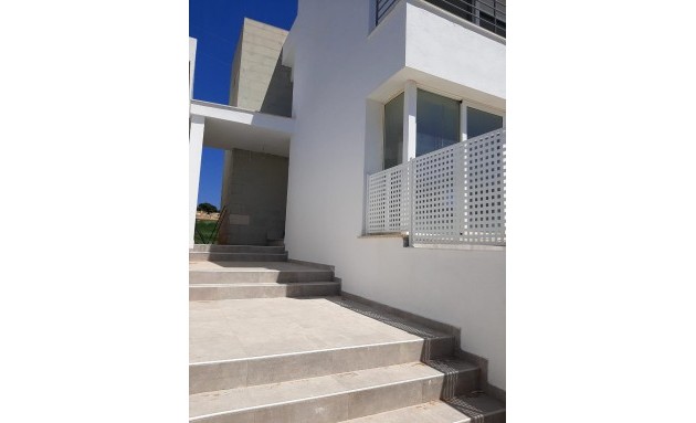 Sale - Villa - La Nucía