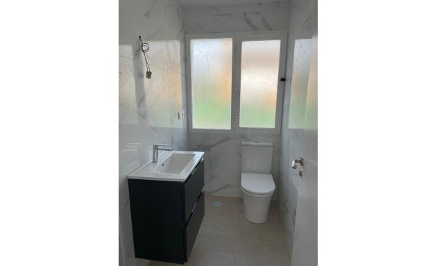 Sale - Villa - La Nucía